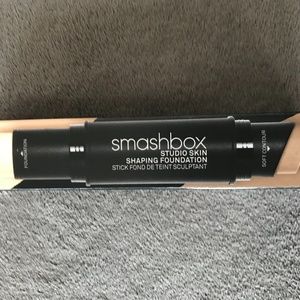 Smashbox Studio Skin Shaping Foundation